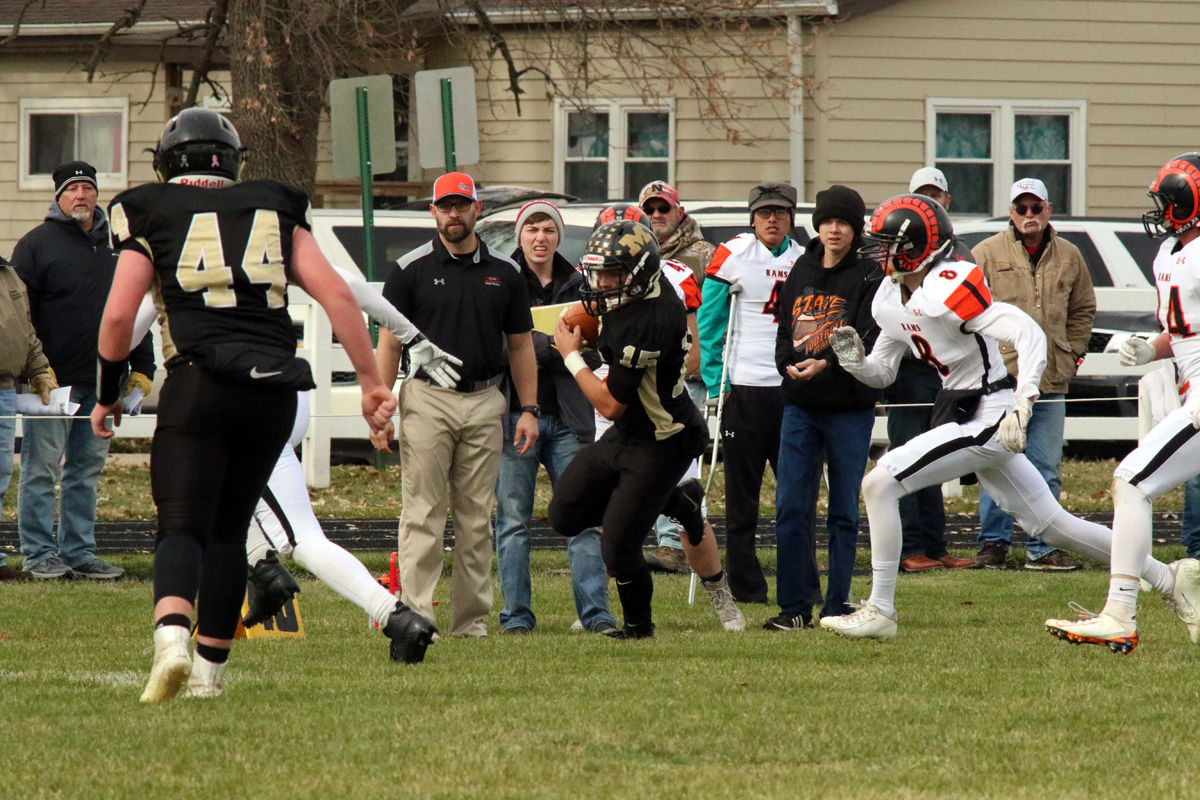 McCool Junc FB vs Crawford (13).jpg